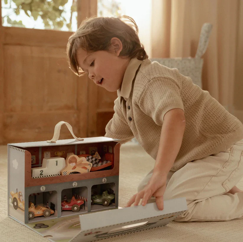 Play Case Racetrack - Image 5