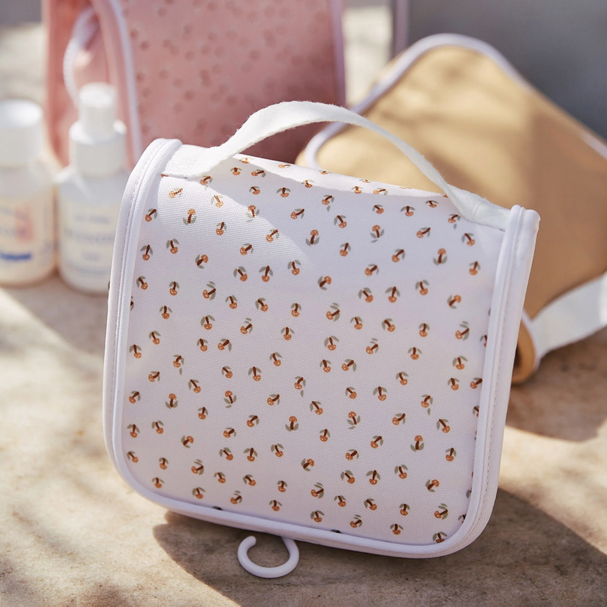 See-ya Wash Bag - Leafed Mushroom - Image 8